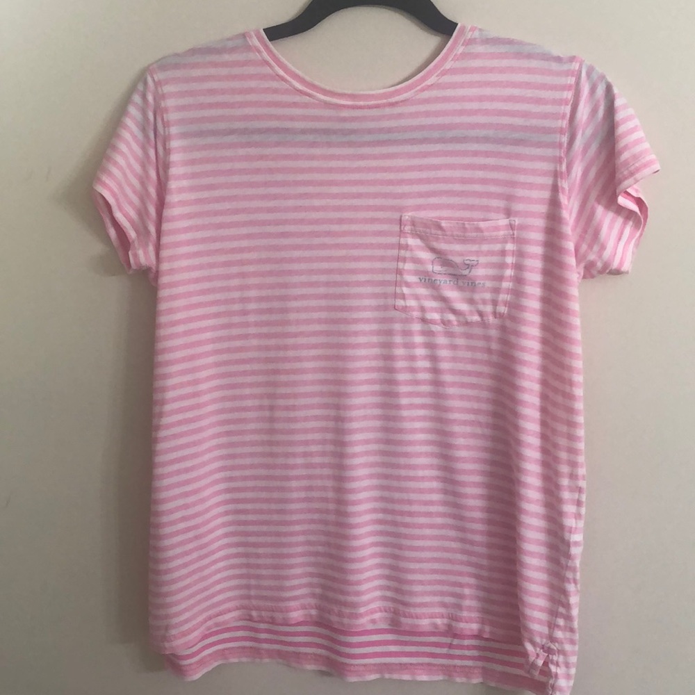 Vineyard Vines T Shirt